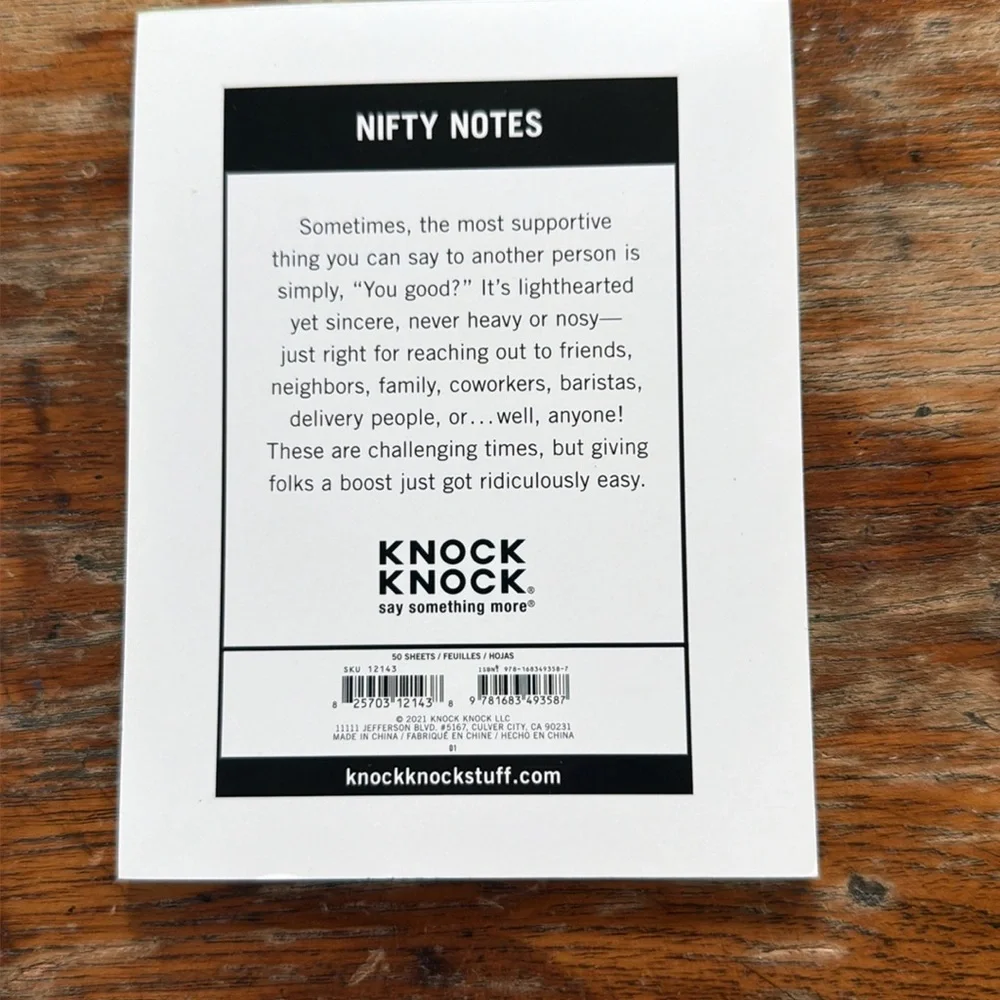Four notepads - Picture 2 of 2